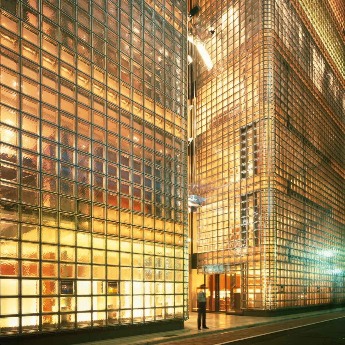 Hermes la maison 2016/2017 インテリアファニチャー Les Cabanes tissue box | Hermès Mainland China